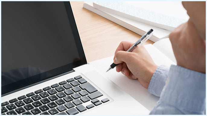 座学で基本的な内容を学習